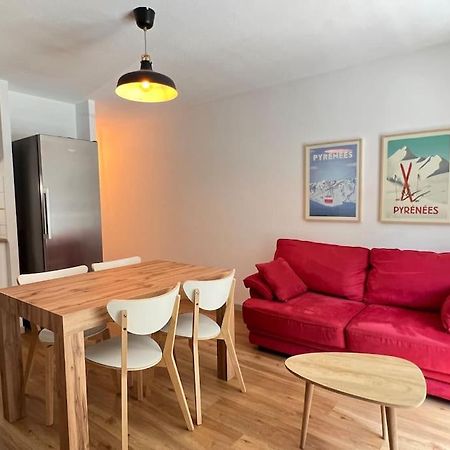 T3 Centre Ville Avec Parking, Balcon Et Wifi. 5P. Cauterets Buitenkant foto