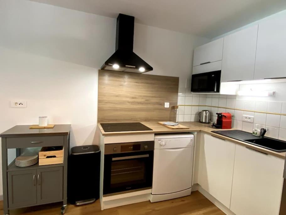 T3 Centre Ville Avec Parking, Balcon Et Wifi. 5P. Cauterets Buitenkant foto