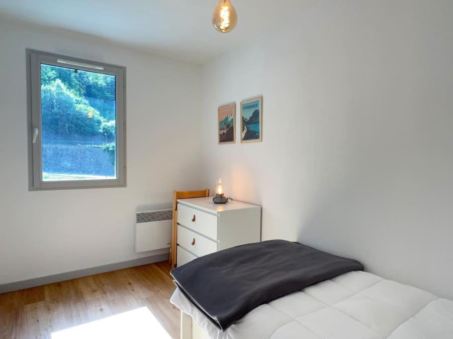 T3 Centre Ville Avec Parking, Balcon Et Wifi. 5P. Cauterets Buitenkant foto